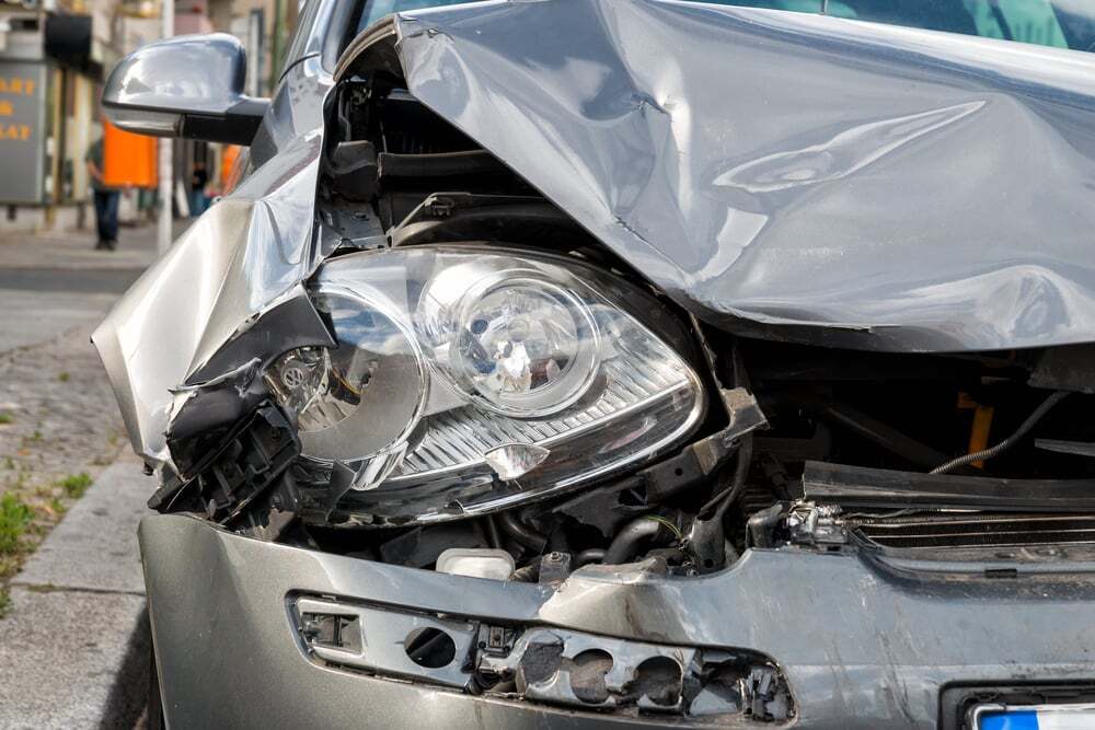 40070 Car with a severely damaged front end